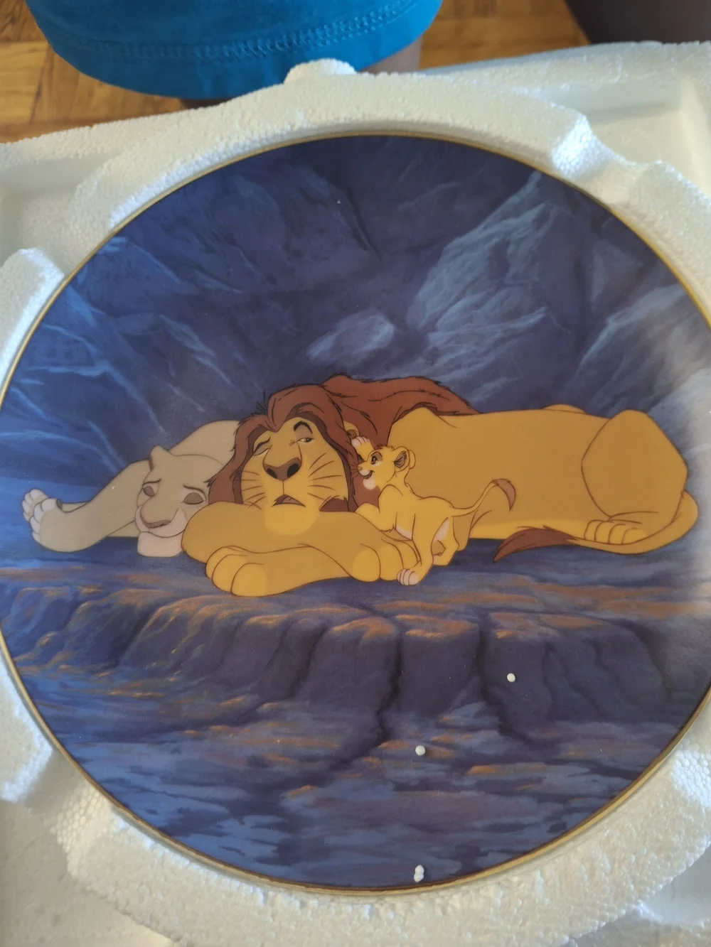 BREFORS The Lion King Family Decorative Wall Plate - Multicolor